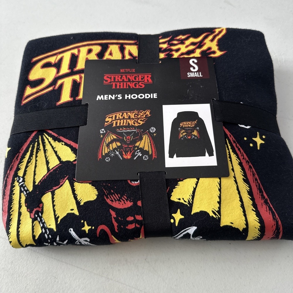 Stranger Things Mens Small Hellfire Club D&D Graphic Print Hoodie w/Pocket